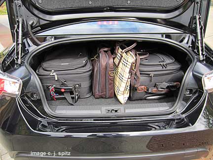 Subaru brz trunk deals
