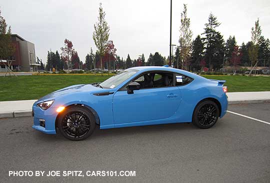 side view 2016 Subaru Series.HyperBlue BRZ