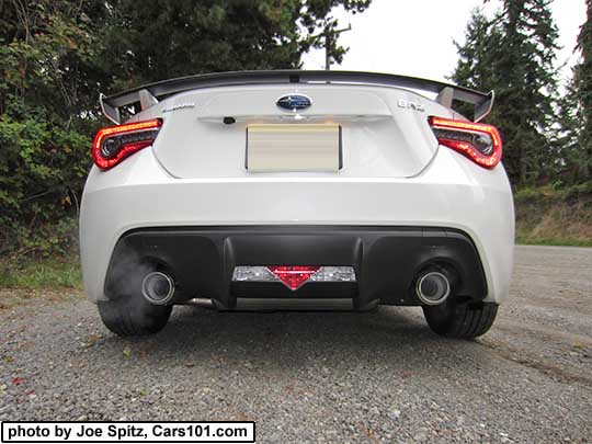 rear view 2017 BRZ with dual exhaust tips, rear spoiler