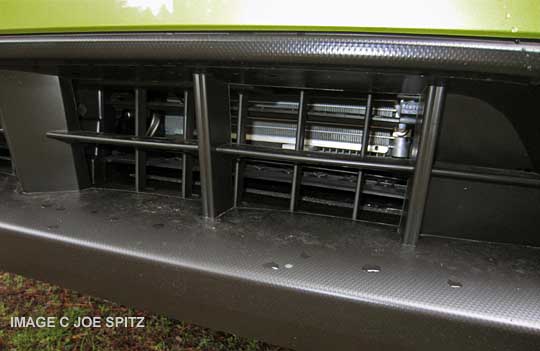 crosstrek hybrid active grill shutter, shown open