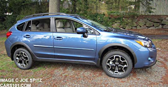 2014 crosstrek, quartz blue side view