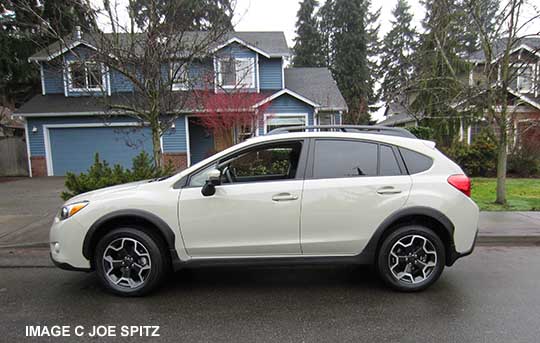 side view desert khaki colored 2015 Subaru Crosstrek