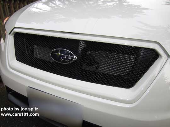 close-up of the optional Sport mesh grill, 2015 Crosstrek crystal white