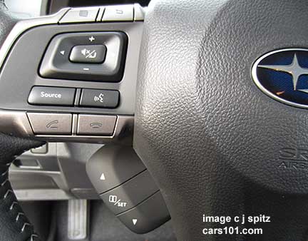 2015 Subaru Crosstrek Limited steering wheel