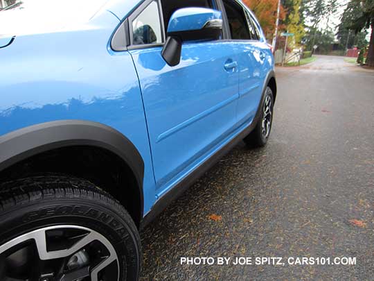 optional body side moldings, body colored, 2016 crosstrek, hyperblue color shown.