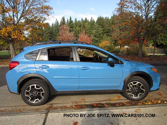 2016 HyperBlue Subaru Crosstrek Limited with optional side moldings