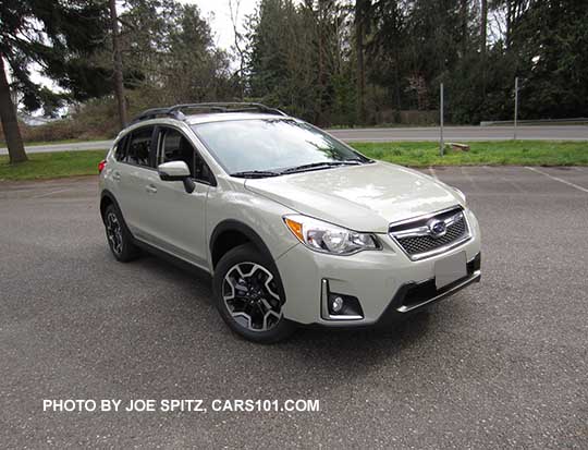 Desert Khaki 2017 Subaru Crosstrek