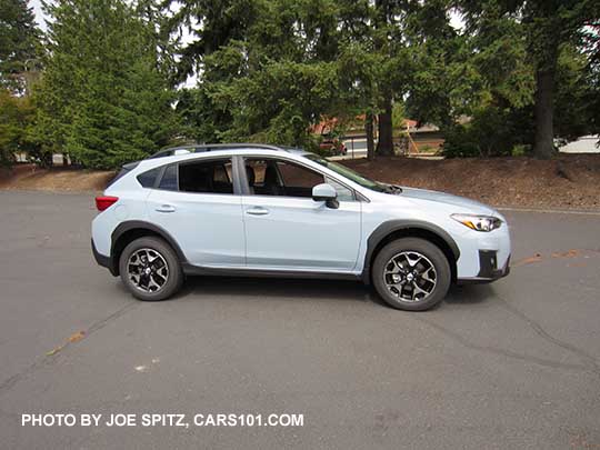 2018 cool gray khaki Subaru Crosstrek Premium, has 17" alloys