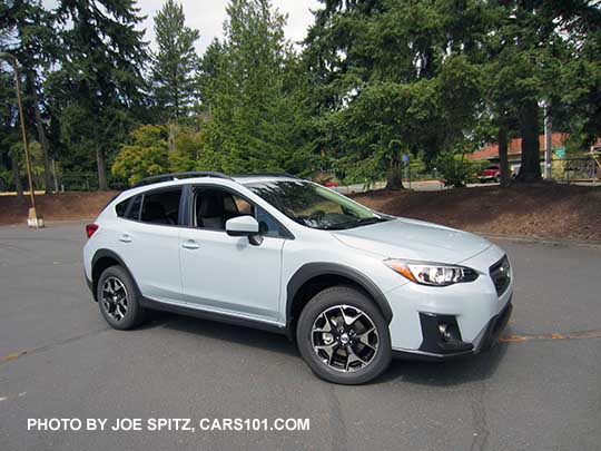 2018 cool gray khaki Subaru Crosstrek Premium, has 17" alloys