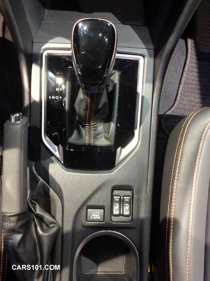 2018 Subaru Crosstrek Limited center console and shift lever, NY auto show
