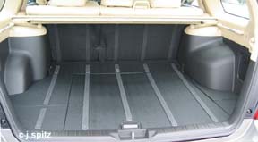 2006 Forester has a special uncarpeted cargo area