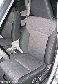 2007 XT sports cloth front seat