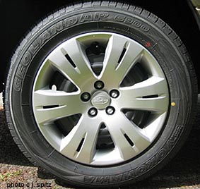new for 2008: X wheel with hubcap
