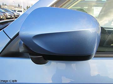 body colored outback mirror on subaru forester, 2012