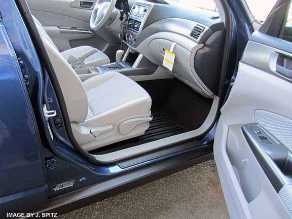 subaru forester passenger seat is height adjustable