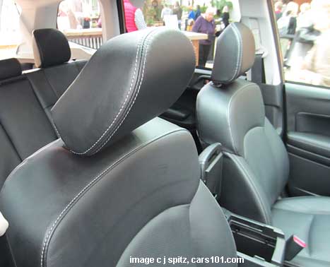 2014 foresters front headrests have height and tilt adjustments