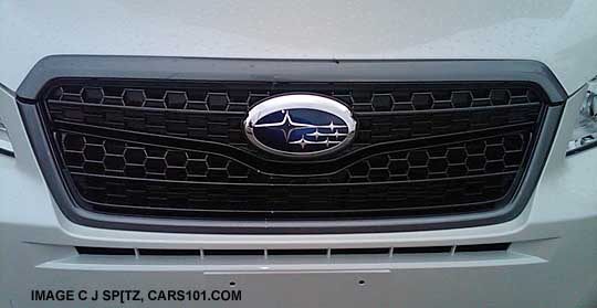 close-up of the optional 2014 subaru forester sport grill with gunmetal gray trim