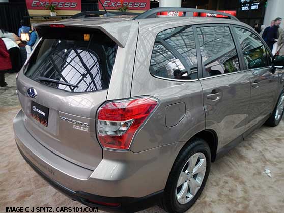 rear spoiler, 2014 subaru forester, bronze color