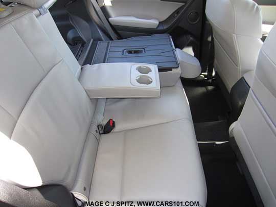 2015 Forester Limited/Touring rear seat with armrest and optional rear seatback protector