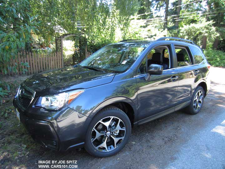 2016/2015 Forester 2.0XT Premium, dark gray color shown. Machined 18" alloys