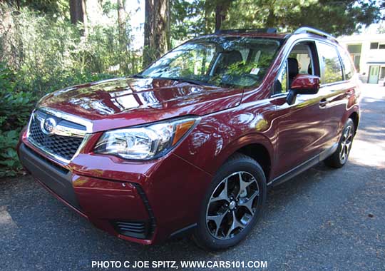 front view venetian red 2016 and 2015 Forester 2.0XT Premium