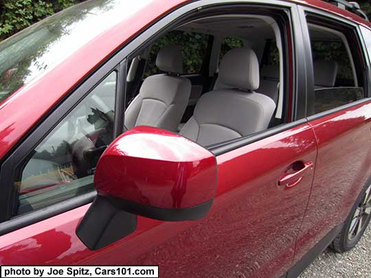 2017 Subaru Forester 2.5i Premium and Limited body colored outside mirror