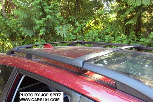 2018 and 2017 Subaru
                  Forester optional roof rack aero crossbars