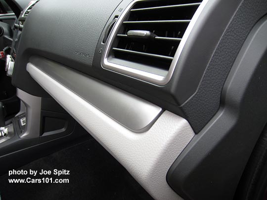 2018 and 2017 Forester 2.5i and Premium brushed
                  silver dash trim. Premium shown