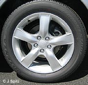 2006 Subaru Impreza 2.5i alloy wheel