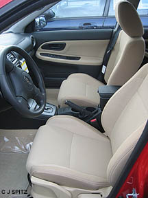 2006 Taupe cloth interior