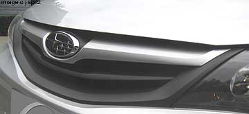 close up of redesigned 2010 Impreza front grill