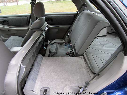 rear seat, 2000 subaru impreza