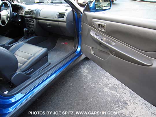 1998 Subaru Impreza 2.5RS passenger door panel