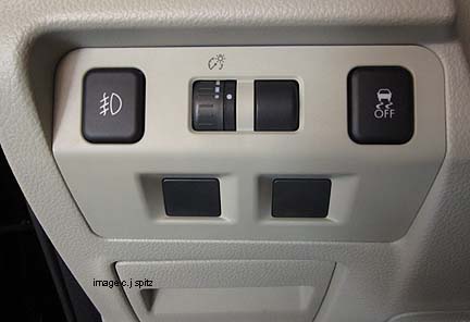 subaru 2012 impreza with optional fog lights, the switch is on the dashboard