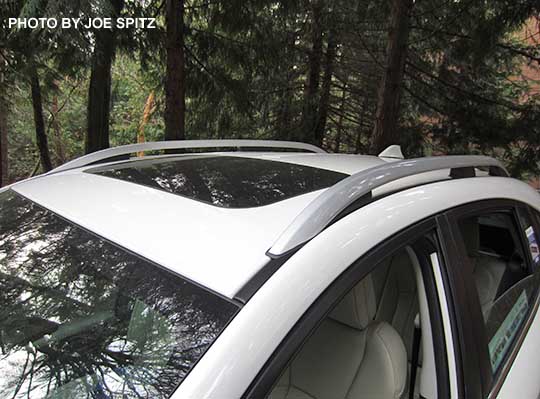 2017 Subaru Impreza Premium and Limited standard silver roof rack rails
