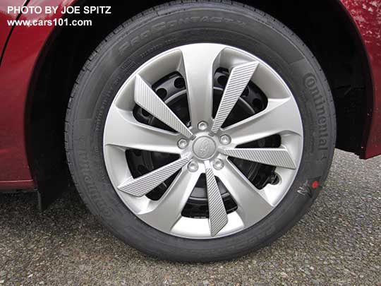 2017 Subaru Impreza 2.0i base model 16" steel wheel with plastic full wheel cover