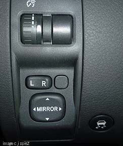 2010 Subaru WRX and STI controls by drivers left knee