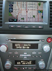 2007  Legacy console with Navigation