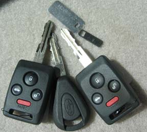 new one piece Subaru 2008 Outback key and remote