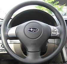 steering wheel on 2009 2.5i and SE, with cruise controls