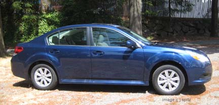 azurite blue pearl Premium 2010 sedan, side view