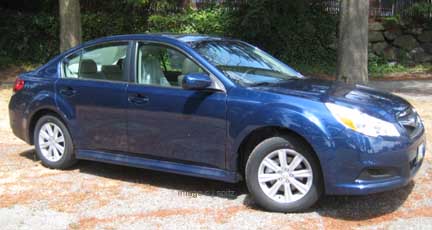 azurite blue pearl Premium 2010 sedan, side view