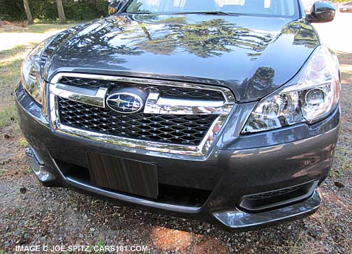 2013 graphite gray subaru legacy