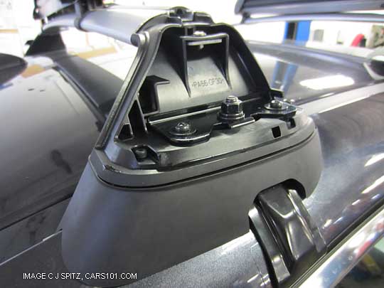 how to attach subaru legacy crossbars, 2013, 2012, 2011, 2010