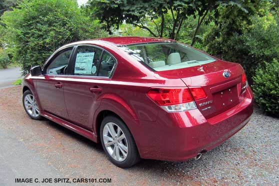 2013 subaru legacy trunk