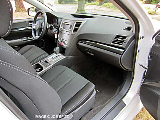 2014 legacy sport interior- black carbon-fiber like dash trim