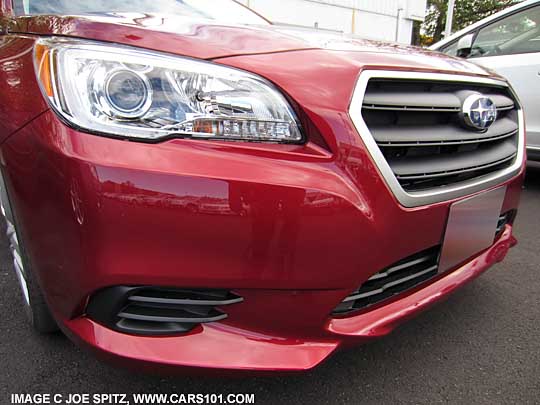 2015 Legacy 2.5i headlight, no fog light, gray grill