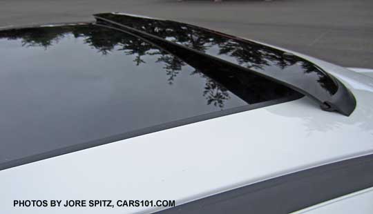 2015 Subaru Legacy optional moonroof air deflector