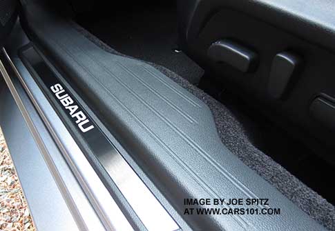 2015 Legacy sill plate- standard on Limiteds, optional on 2.5i and Premium models