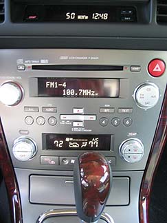 08 2.5i Limited radio and climate control